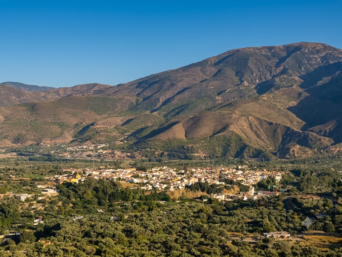 Paragliding in Órgiva 2 The village of Órgiva in the Alpujarra, below the Sierra de Lújar